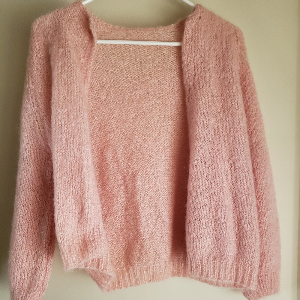 FLASH SALE! Vintage Pink Sweater